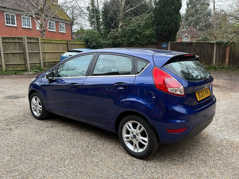 Ford Fiesta 1.0T EcoBoost Zetec Hatchback 5dr Petrol Manual Euro 6 (s/s) (100 ps) - U10003760