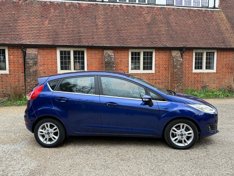 Ford Fiesta 1.0T EcoBoost Zetec Hatchback 5dr Petrol Manual Euro 6 (s/s) (100 ps) - U10003760
