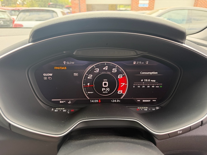 Audi TT 2.0 TFSI 40 Black Edition Roadster 2dr Petrol S Tronic Euro 6 (s/s) (197 ps) - U10003763