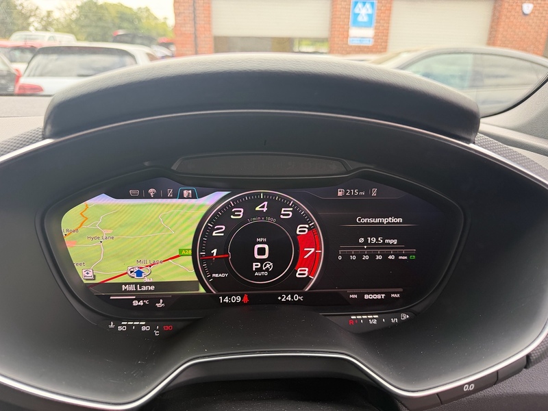 Audi TT 2.0 TFSI 40 Black Edition Roadster 2dr Petrol S Tronic Euro 6 (s/s) (197 ps) - U10003763