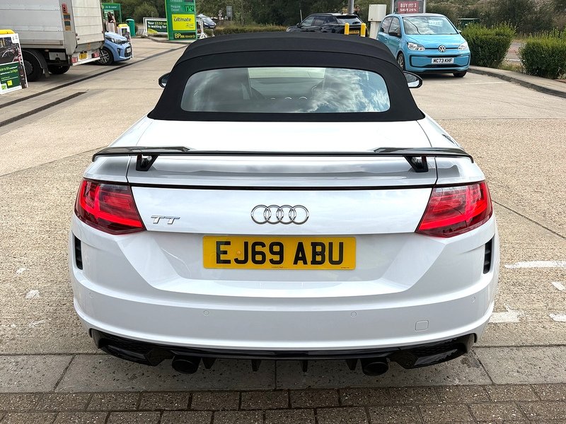 Audi TT 2.0 TFSI 40 Black Edition Roadster 2dr Petrol S Tronic Euro 6 (s/s) (197 ps) - U10003763