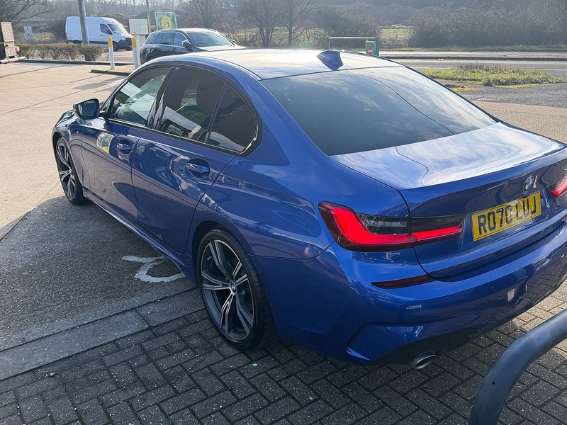 BMW 3 Series 2.0 320i M Sport Saloon 4dr Petrol Auto Euro 6 (s/s) (184 ps) - U10003764