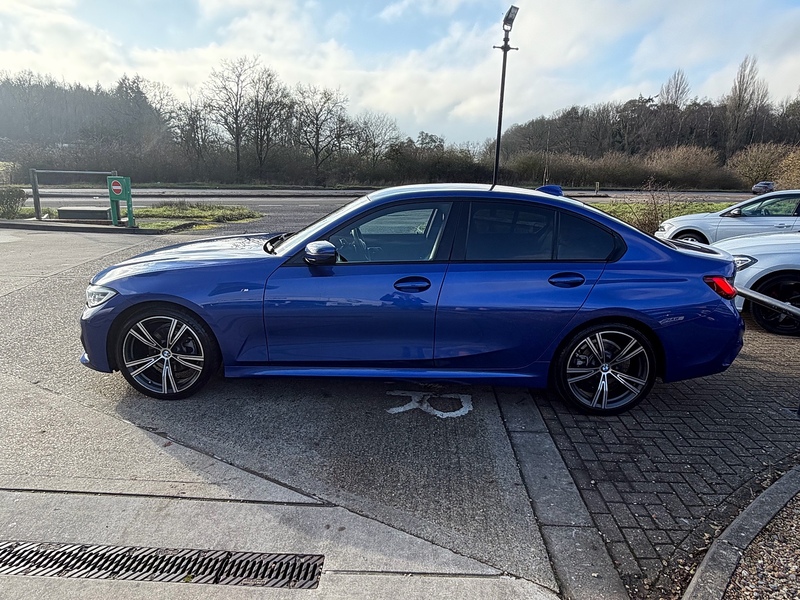 BMW 3 Series 2.0 320i M Sport Saloon 4dr Petrol Auto Euro 6 (s/s) (184 ps) - U10003764