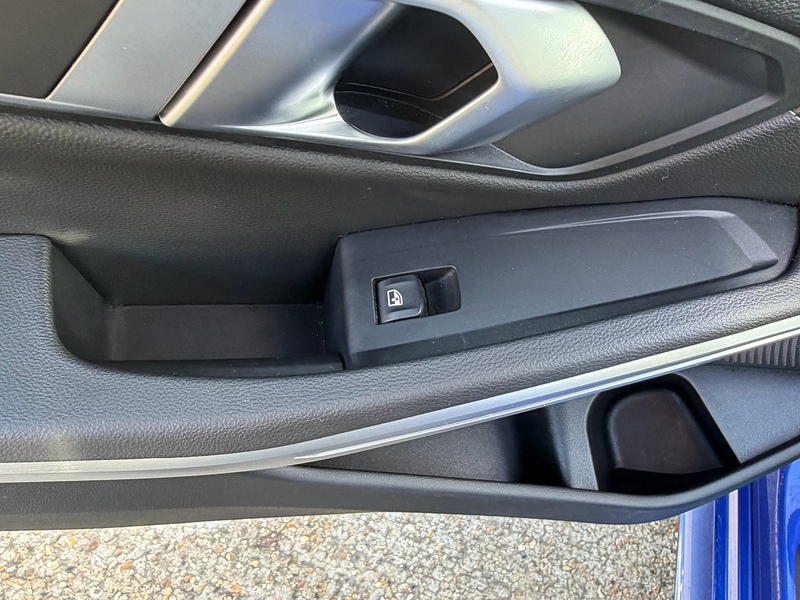 BMW 3 Series 2.0 320i M Sport Saloon 4dr Petrol Auto Euro 6 (s/s) (184 ps) - U10003764