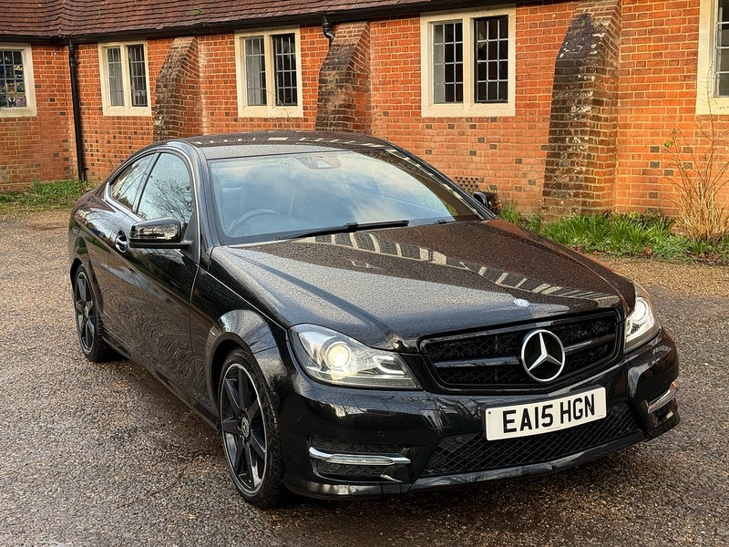 Mercedes-Benz C Class 2.1 C220 CDI AMG Sport Edition Coupe 2dr Diesel G-Tronic+ Euro 5 (s/s) (170 ps) - U10003765