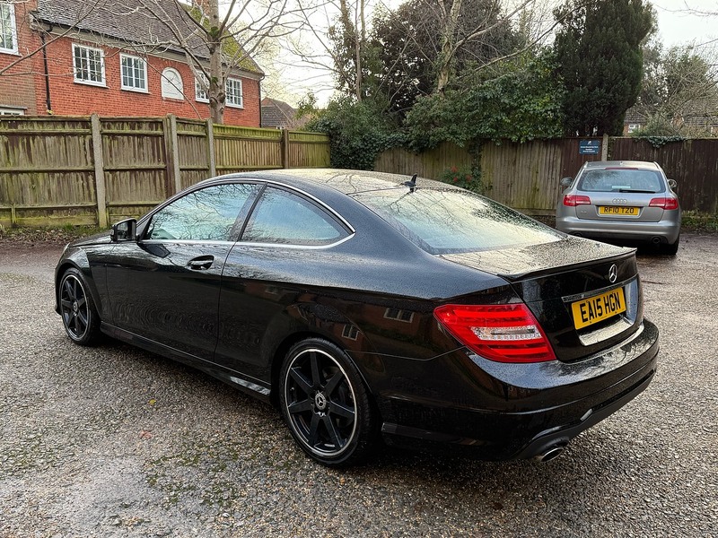 Mercedes-Benz C Class 2.1 C220 CDI AMG Sport Edition Coupe 2dr Diesel G-Tronic+ Euro 5 (s/s) (170 ps) - U10003765