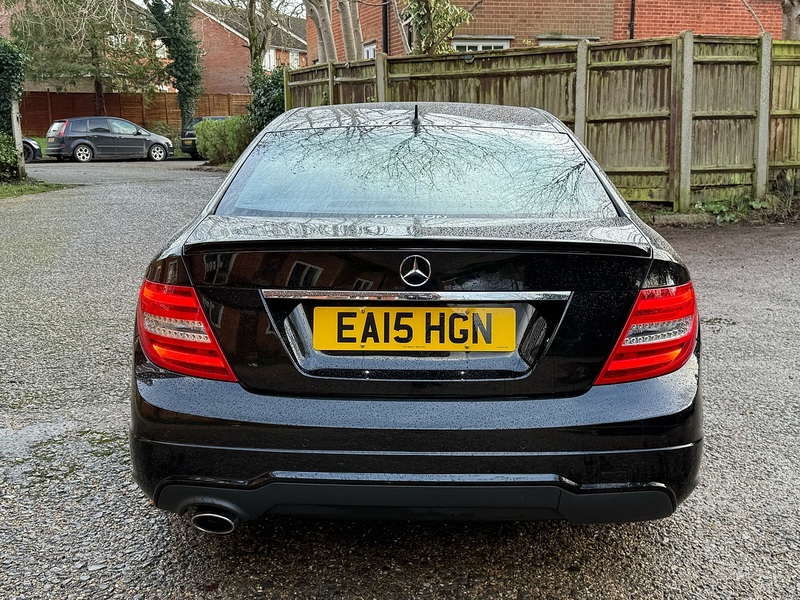 Mercedes-Benz C Class 2.1 C220 CDI AMG Sport Edition Coupe 2dr Diesel G-Tronic+ Euro 5 (s/s) (170 ps) - U10003765