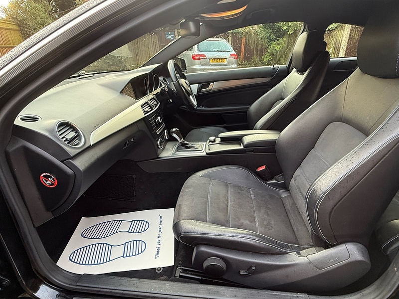 Mercedes-Benz C Class 2.1 C220 CDI AMG Sport Edition Coupe 2dr Diesel G-Tronic+ Euro 5 (s/s) (170 ps) - U10003765