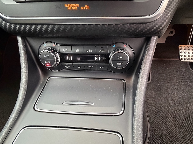 Mercedes-Benz A Class 1.6 A180 AMG Line Hatchback 5dr Petrol 7G-DCT Euro 6 (s/s) (122 ps) - U10003766