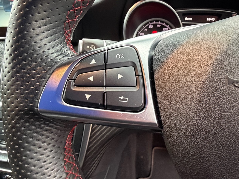 Mercedes-Benz A Class 1.6 A180 AMG Line Hatchback 5dr Petrol 7G-DCT Euro 6 (s/s) (122 ps) - U10003766