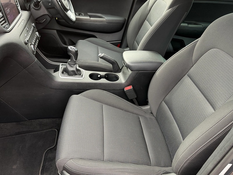 Kia Sportage 1.6 CRDi MHEV 2 SUV 5dr Diesel Hybrid Manual Euro 6 (s/s) (134 bhp) - U10003772