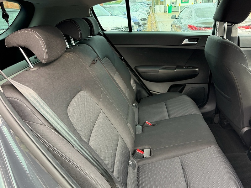 Kia Sportage 1.6 CRDi MHEV 2 SUV 5dr Diesel Hybrid Manual Euro 6 (s/s) (134 bhp) - U10003772