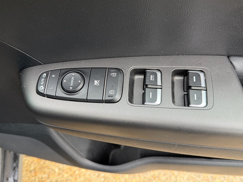 Kia Sportage 1.6 CRDi MHEV 2 SUV 5dr Diesel Hybrid Manual Euro 6 (s/s) (134 bhp) - U10003772