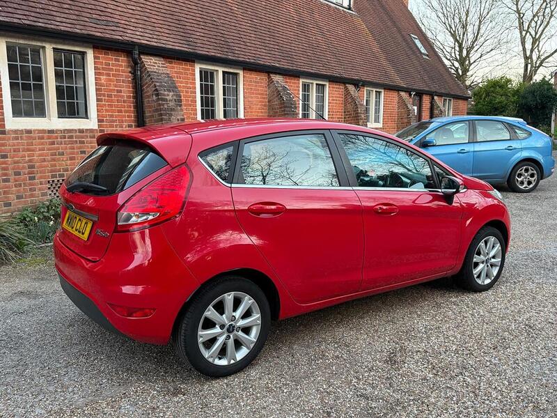 Ford Fiesta 1.25 Zetec Hatchback 5dr Petrol Manual (129 g/km, 81 bhp) - U10003773