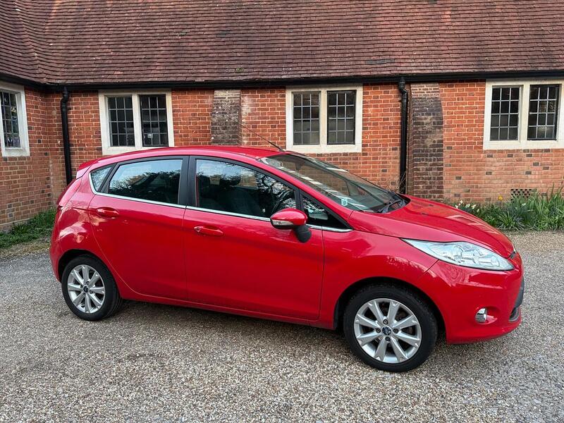 Ford Fiesta 1.25 Zetec Hatchback 5dr Petrol Manual (129 g/km, 81 bhp) - U10003773