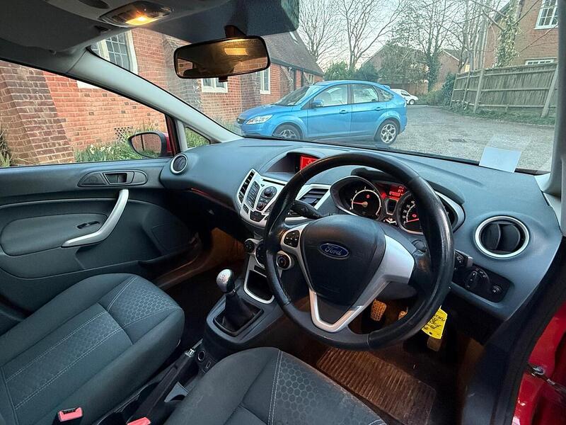 Ford Fiesta 1.25 Zetec Hatchback 5dr Petrol Manual (129 g/km, 81 bhp) - U10003773