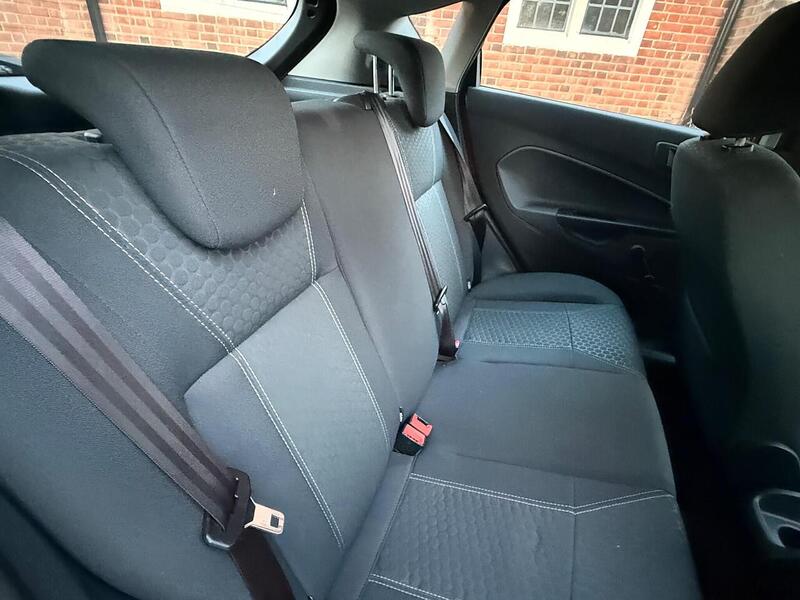 Ford Fiesta 1.25 Zetec Hatchback 5dr Petrol Manual (129 g/km, 81 bhp) - U10003773