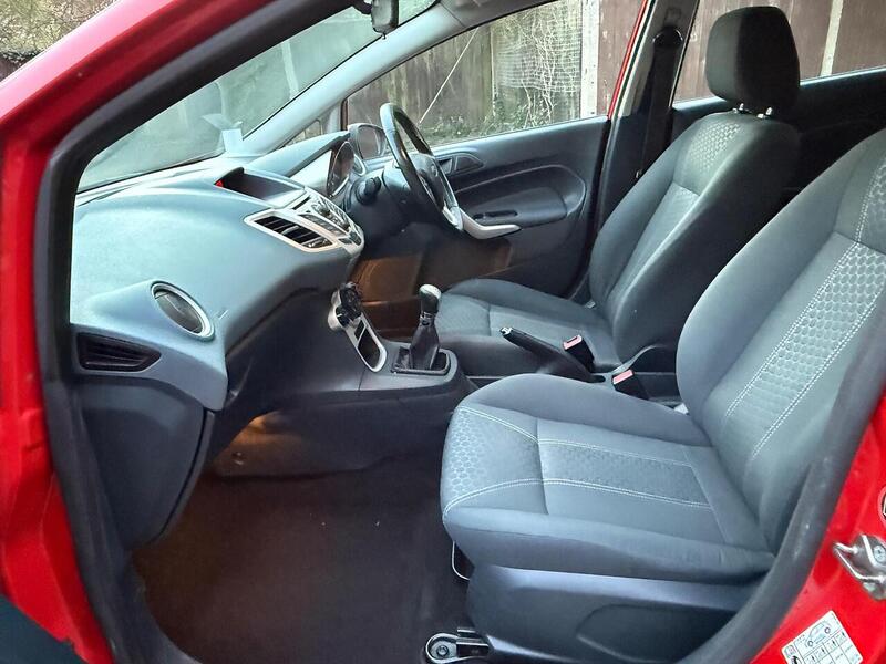 Ford Fiesta 1.25 Zetec Hatchback 5dr Petrol Manual (129 g/km, 81 bhp) - U10003773