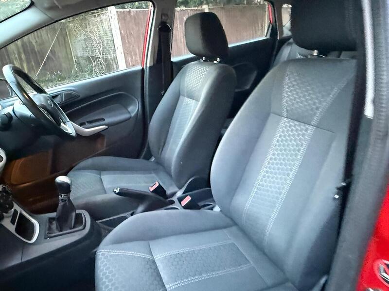 Ford Fiesta 1.25 Zetec Hatchback 5dr Petrol Manual (129 g/km, 81 bhp) - U10003773