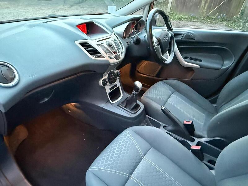 Ford Fiesta 1.25 Zetec Hatchback 5dr Petrol Manual (129 g/km, 81 bhp) - U10003773
