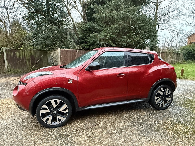 Nissan Juke 1.6 n-tec SUV 5dr Petrol Manual Euro 5 (17in Alloy) (117 ps) - U10003775