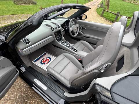 Porsche Boxster 3.4 981 S Convertible 2dr Petrol PDK Euro 6 (s/s) (315 ps) - U10003781