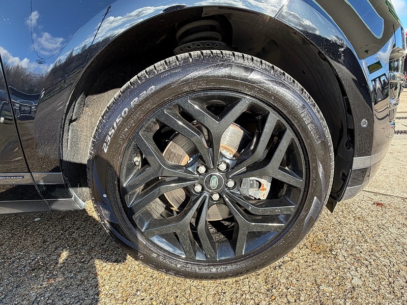 Land Rover Range Rover Evoque 2.0 P250 MHEV R-Dynamic SE SUV 5dr Petrol Auto 4WD Euro 6 (s/s) (249 ps) - U10003785