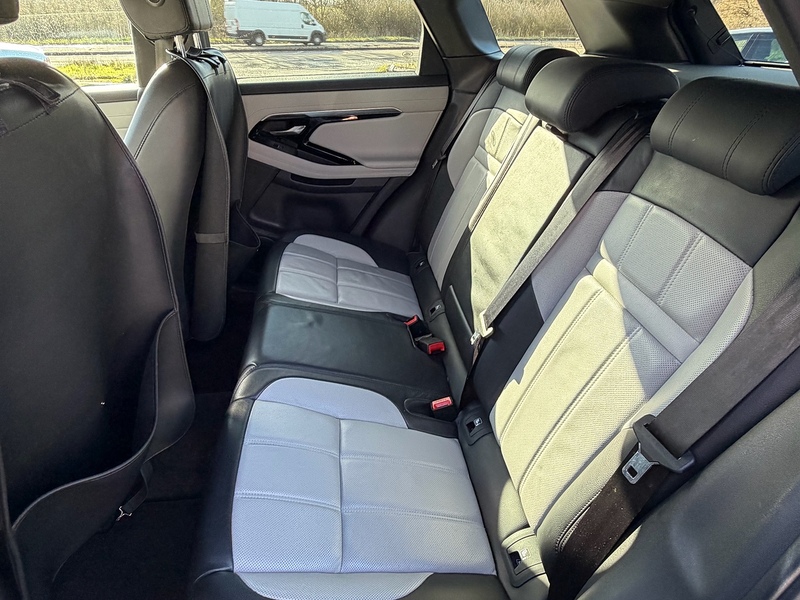 Land Rover Range Rover Evoque 2.0 P250 MHEV R-Dynamic SE SUV 5dr Petrol Auto 4WD Euro 6 (s/s) (249 ps) - U10003785