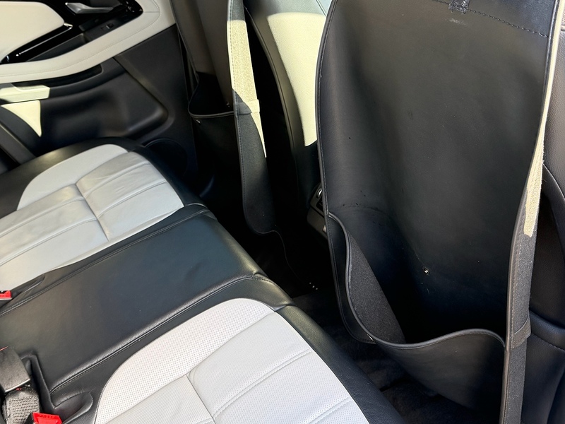 Land Rover Range Rover Evoque 2.0 P250 MHEV R-Dynamic SE SUV 5dr Petrol Auto 4WD Euro 6 (s/s) (249 ps) - U10003785