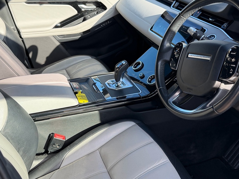 Land Rover Range Rover Evoque 2.0 P250 MHEV R-Dynamic SE SUV 5dr Petrol Auto 4WD Euro 6 (s/s) (249 ps) - U10003785