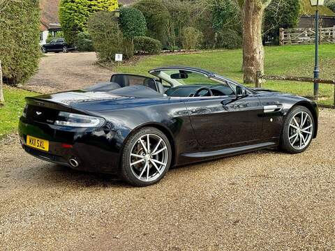 Aston Martin Vantage 4.7 V8 N420 Roadster 2dr Petrol Sportshift Euro 4 (420 bhp) - U10003789