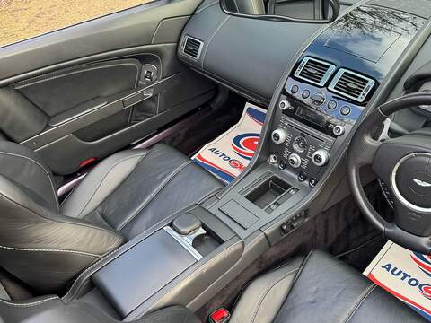 Aston Martin Vantage 4.7 V8 N420 Roadster 2dr Petrol Sportshift Euro 4 (420 bhp) - U10003789