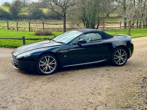 Aston Martin Vantage 4.7 V8 N420 Roadster 2dr Petrol Sportshift Euro 4 (420 bhp) - U10003789