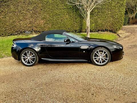 Aston Martin Vantage 4.7 V8 N420 Roadster 2dr Petrol Sportshift Euro 4 (420 bhp) - U10003789