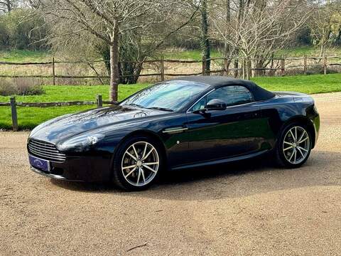 Aston Martin Vantage 4.7 V8 Roadster 2dr Petrol Sportshift Euro 5 (420 bhp) - U10003789