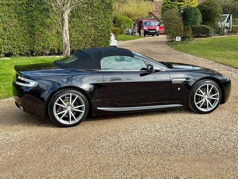 Aston Martin Vantage 4.7 V8 Roadster 2dr Petrol Sportshift Euro 5 (420 bhp) - U10003789
