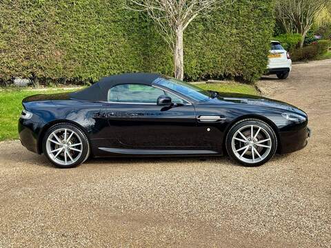 Aston Martin Vantage 4.7 V8 Roadster 2dr Petrol Sportshift Euro 5 (420 bhp) - U10003789