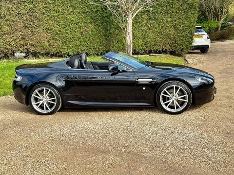 Aston Martin Vantage 4.7 V8 Roadster 2dr Petrol Sportshift Euro 5 (420 bhp) - U10003789
