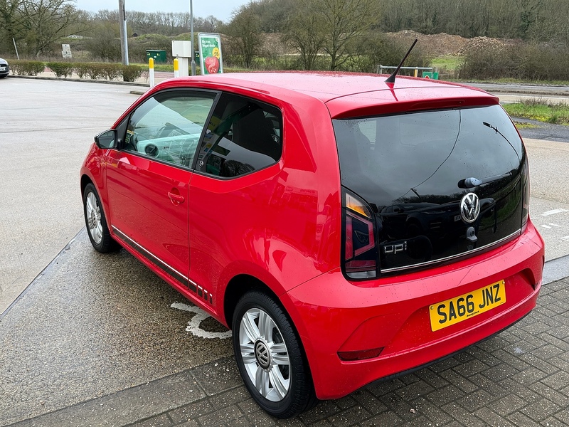 Volkswagen up! 1.0 up! beats Hatchback 3dr Petrol Manual Euro 6 (60 ps) - U10003791