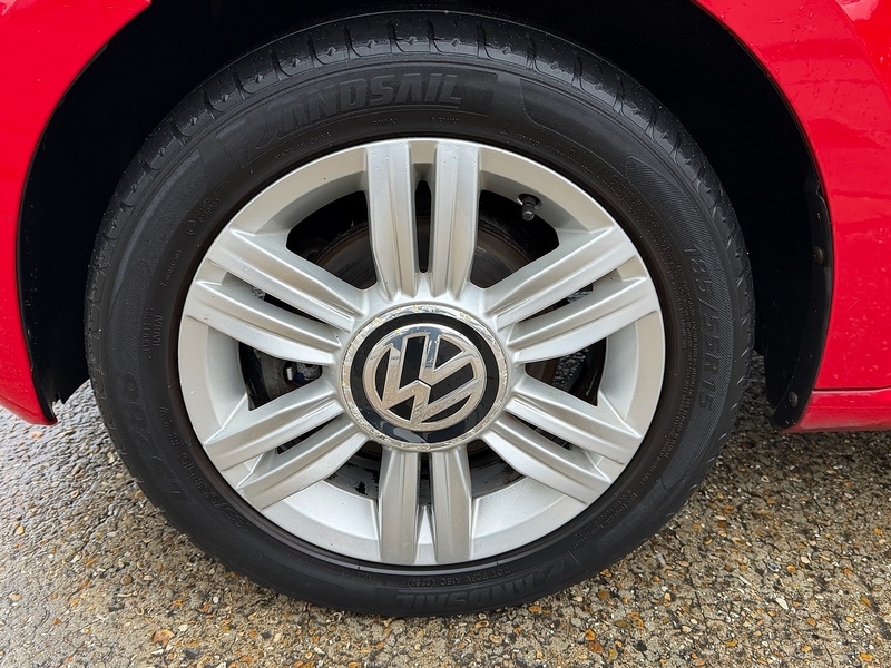 Volkswagen up! 1.0 up! beats Hatchback 3dr Petrol Manual Euro 6 (60 ps) - U10003791