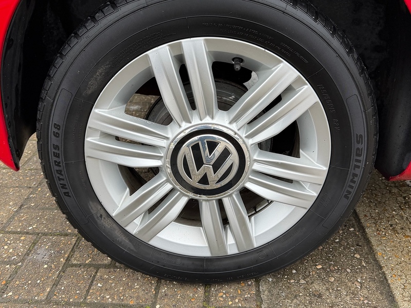 Volkswagen up! 1.0 up! beats Hatchback 3dr Petrol Manual Euro 6 (60 ps) - U10003791