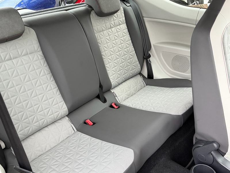 Volkswagen up! 1.0 up! beats Hatchback 3dr Petrol Manual Euro 6 (60 ps) - U10003791