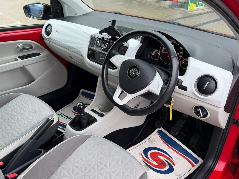 Volkswagen up! 1.0 up! beats Hatchback 3dr Petrol Manual Euro 6 (60 ps) - U10003791