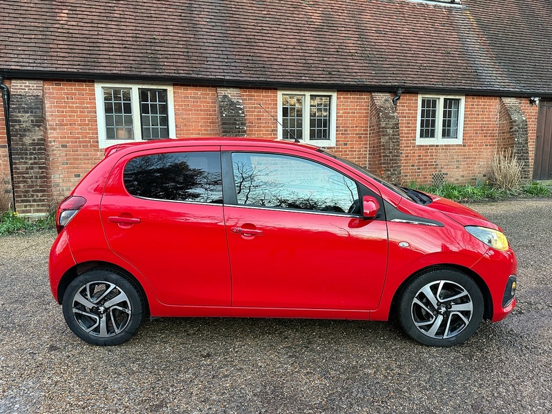 Peugeot 108 1.2 PureTech Allure Hatchback 5dr Petrol Manual Euro 6 (82 ps) - U10003792