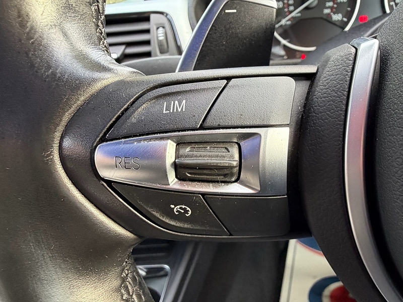 BMW 4 Series 3.0 440i M Sport Coupe 2dr Petrol Auto Euro 6 (s/s) (326 ps) - U10003794