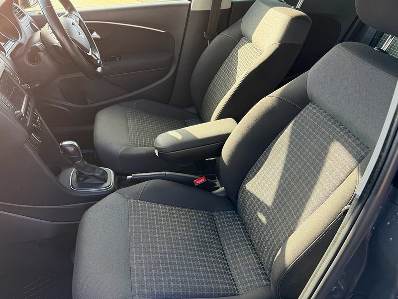 Volkswagen Polo 1.2 TSI BlueMotion Tech SEL Hatchback 5dr Petrol DSG Euro 6 (s/s) (110 ps) - U10003795