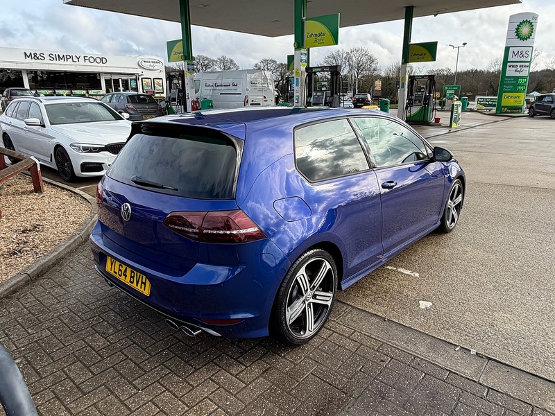 Volkswagen Golf 2.0 TSI BlueMotion Tech R Hatchback 3dr Petrol Manual 4Motion Euro 6 (s/s) (300 ps) - U10003800