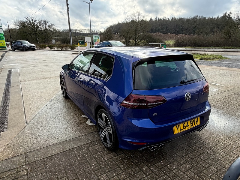 Volkswagen Golf 2.0 TSI BlueMotion Tech R Hatchback 3dr Petrol Manual 4Motion Euro 6 (s/s) (300 ps) - U10003800