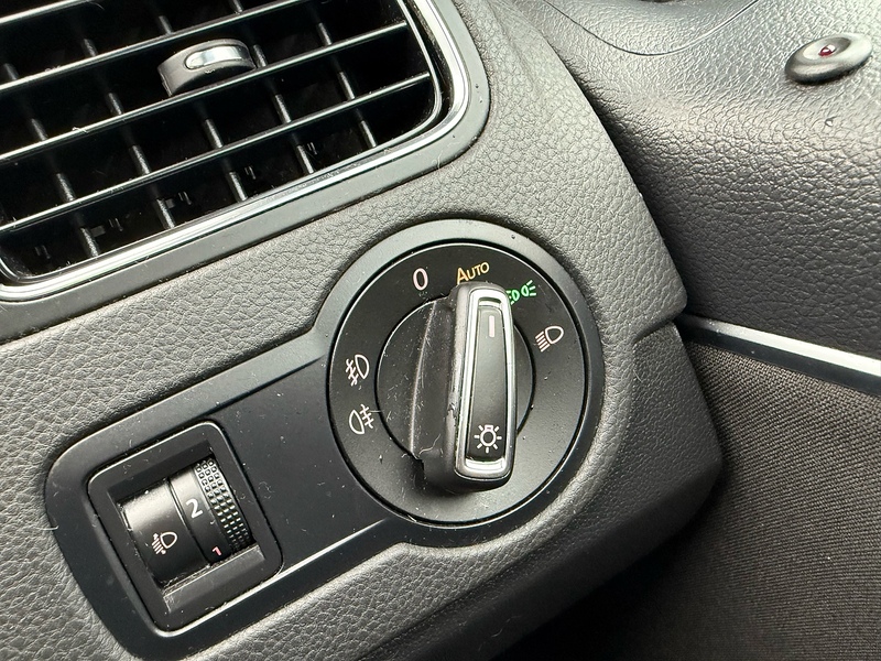 Volkswagen Polo 1.0 Match Edition Hatchback 3dr Petrol Manual Euro 6 (s/s) (75 ps) - U10003801