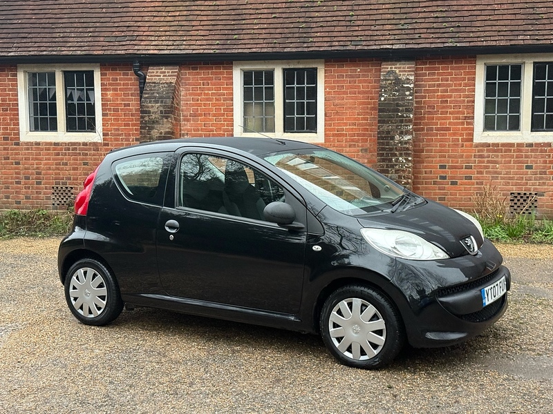Peugeot 107 1.0 12V Urban Lite Hatchback 3dr Petrol Manual Euro 4 (68 ps) - U10003803